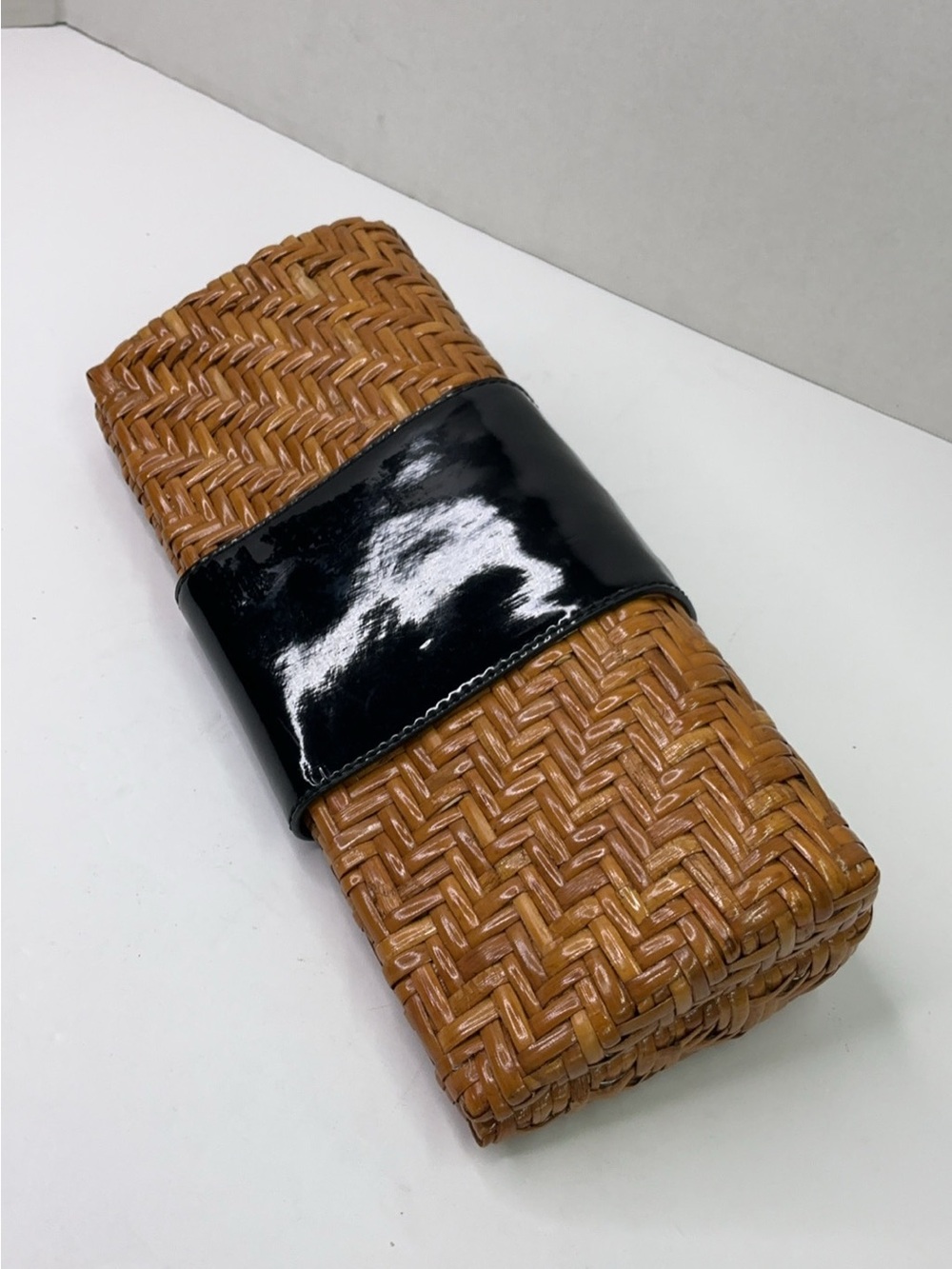 Tory Burch-Inspired Tan Woven Clutch with Black Patent Trim - Picture 6 of 11